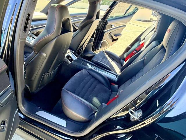 2013 Porsche Panamera GTS