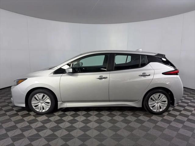 2025 Nissan LEAF S
