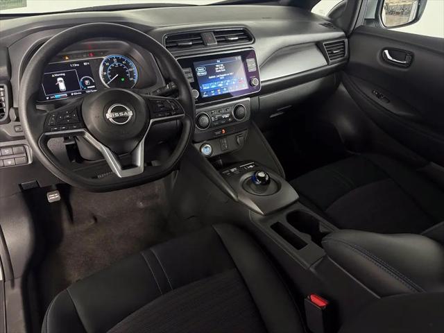 2025 Nissan LEAF S