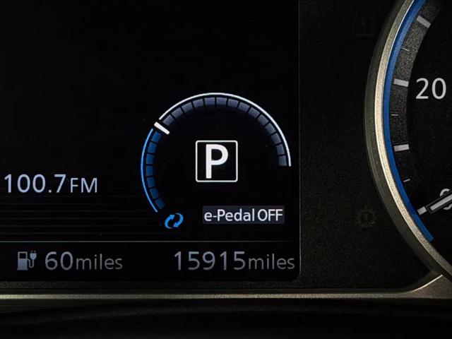 2025 Nissan LEAF S