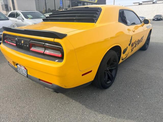 2017 Dodge Challenger SXT