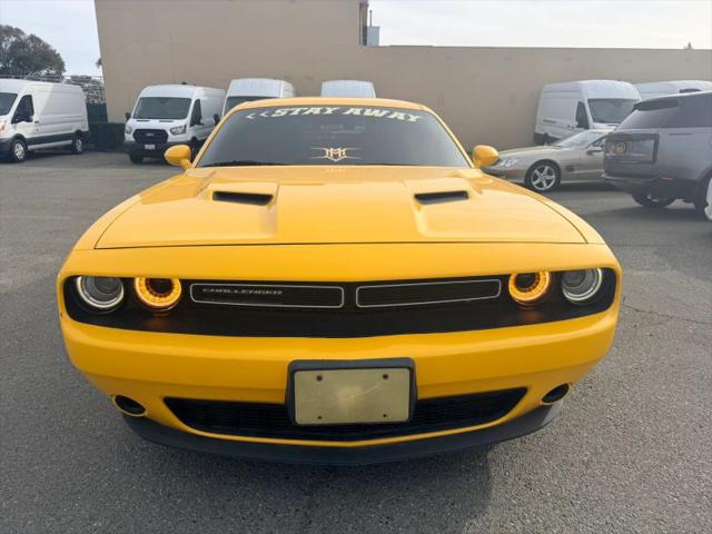 2017 Dodge Challenger SXT