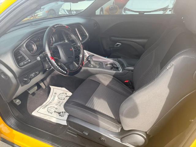 2017 Dodge Challenger SXT