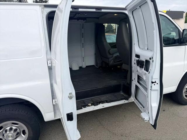 2021 Chevrolet Express Cargo Van RWD 2500 Regular Wheelbase WT