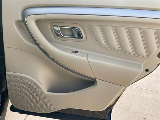 2014 Ford Taurus SEL