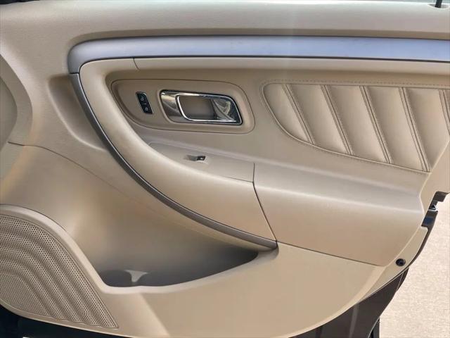 2014 Ford Taurus SEL