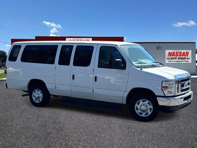 2014 Ford E-350 Super Duty XLT