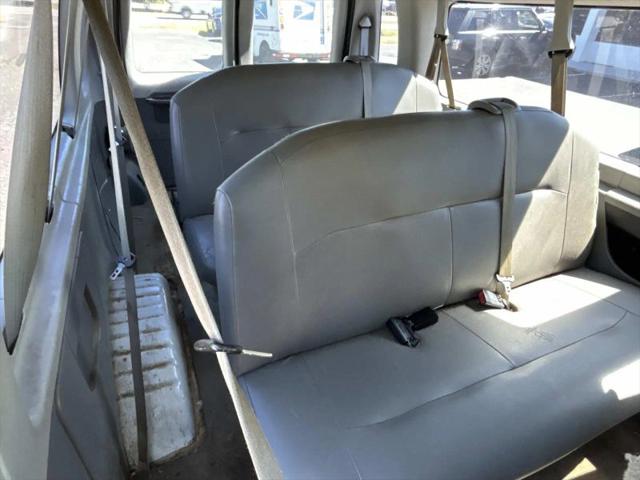 2014 Ford E-350 Super Duty XLT