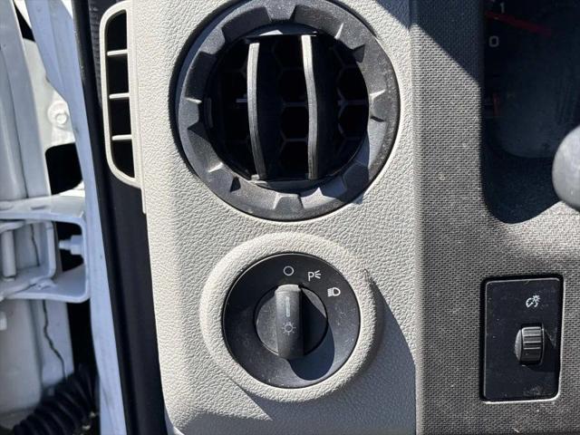 2014 Ford E-350 Super Duty XLT