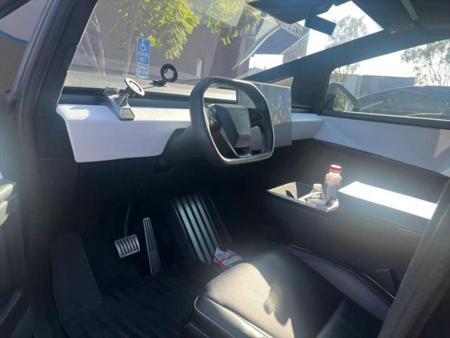 2024 Tesla Cybertruck All-Wheel Drive
