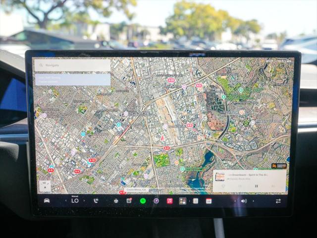 2023 Tesla Model X Base