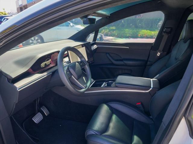 2023 Tesla Model X Base
