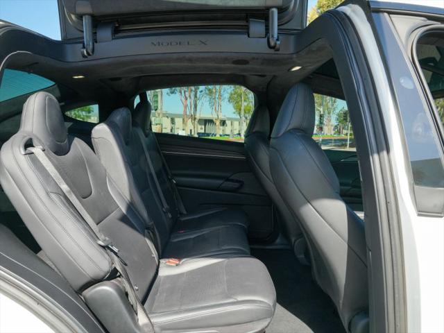 2023 Tesla Model X Base