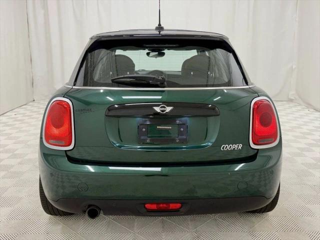 2017 MINI Hardtop Cooper