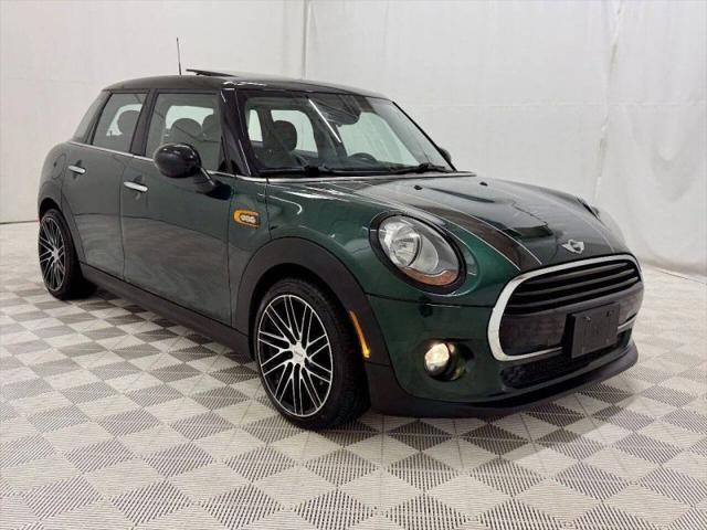 2017 MINI Hardtop Cooper