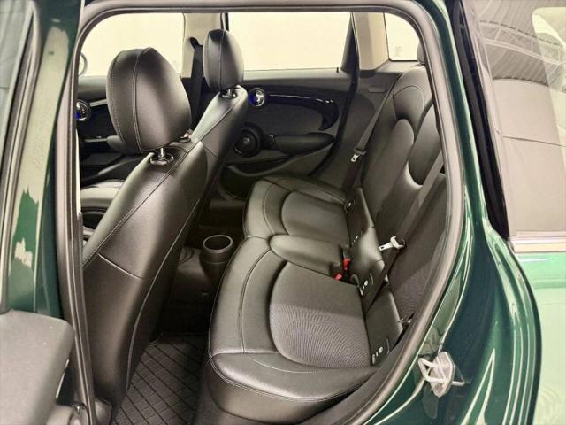 2017 MINI Hardtop Cooper