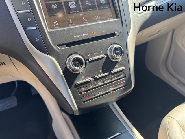 2019 Lincoln MKC Standard