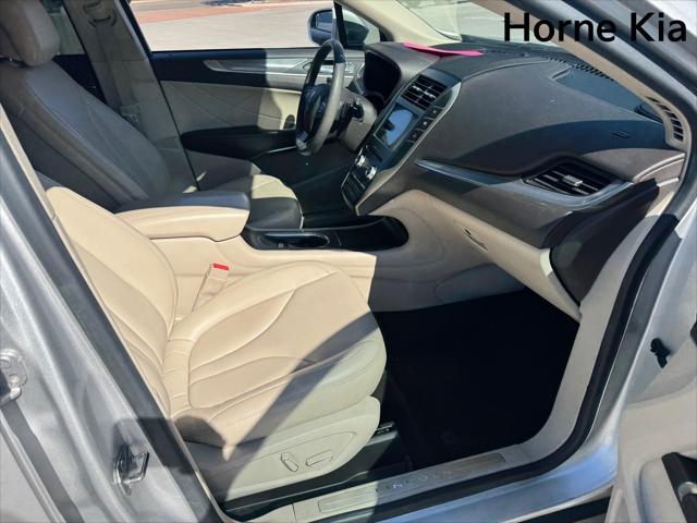 2019 Lincoln MKC Standard