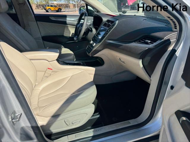 2019 Lincoln MKC Standard