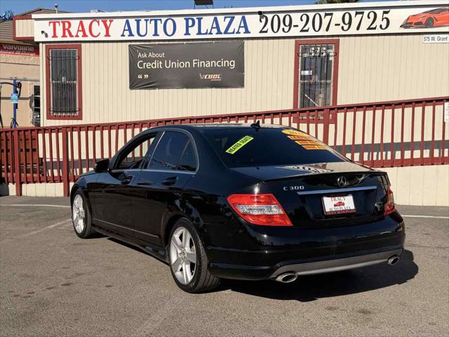 2011 Mercedes-Benz C-CLASS C 300 Luxury