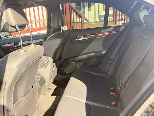 2011 Mercedes-Benz C-CLASS C 300 Luxury