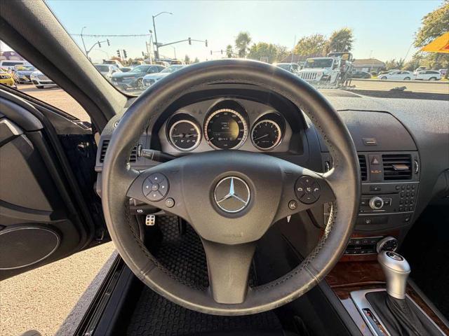 2011 Mercedes-Benz C-CLASS C 300 Luxury