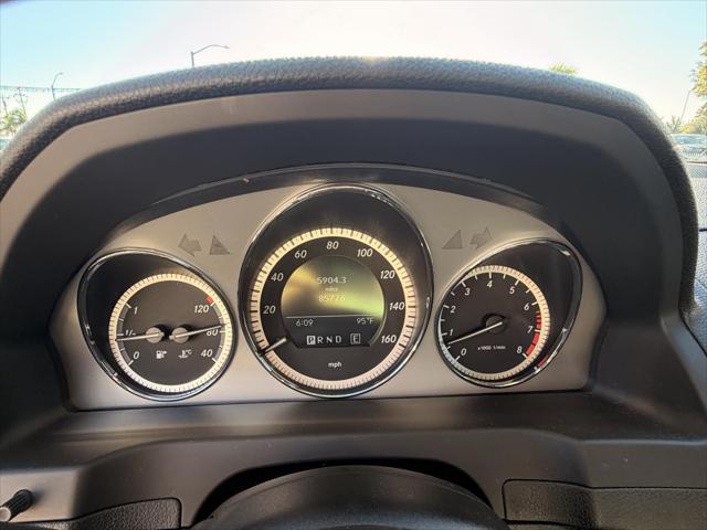 2011 Mercedes-Benz C-CLASS C 300 Luxury