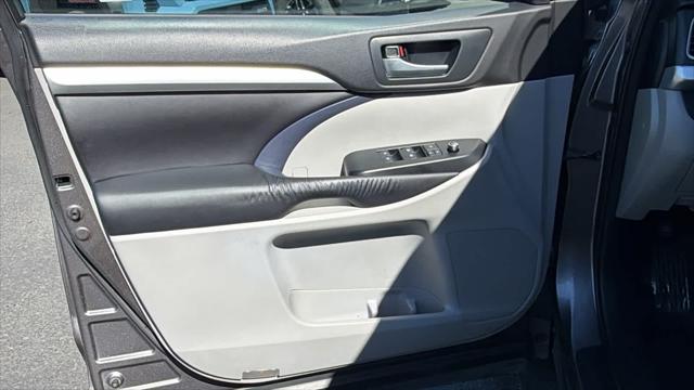 2016 Toyota Highlander XLE V6