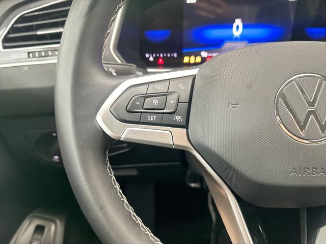 2024 Volkswagen Tiguan SE - Photo 11