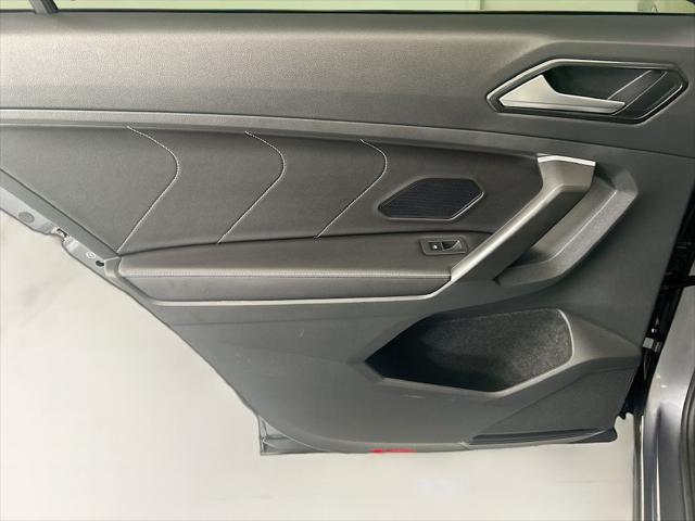 2024 Volkswagen Tiguan SE - Photo 24
