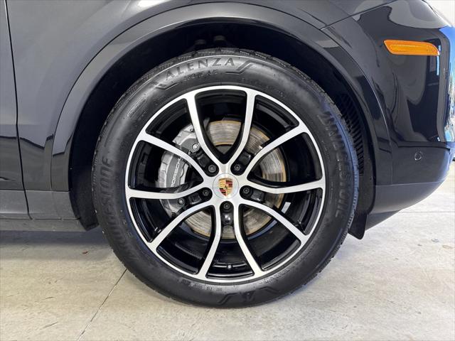 2026 Porsche Cayenne Unknown
