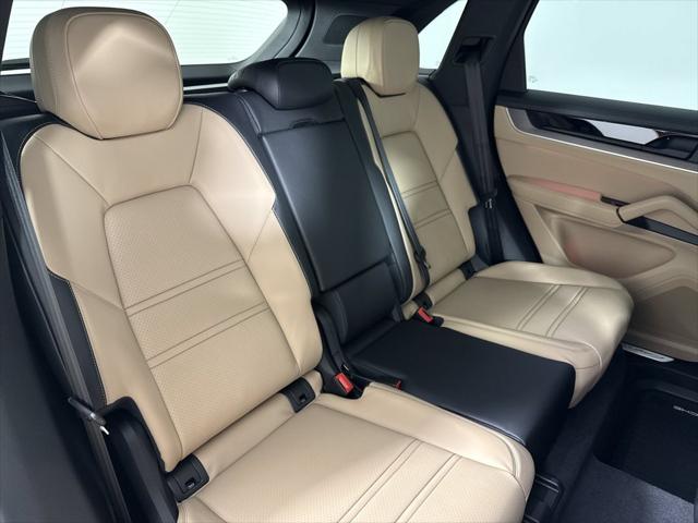 2026 Porsche Cayenne Unknown