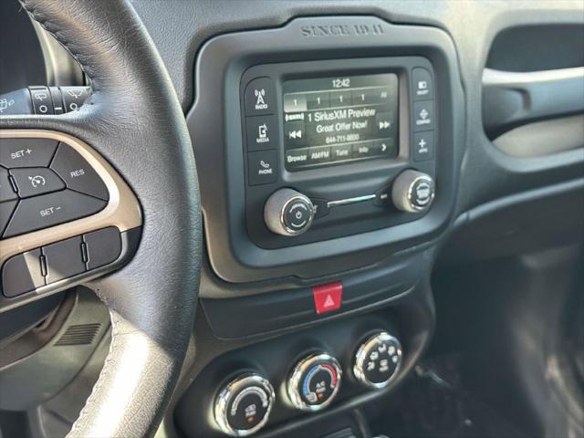 2017 Jeep Renegade Latitude 4x4 2017 Jeep Renegade Latitude 4x4