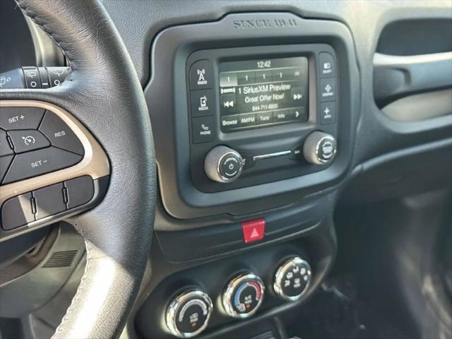 2017 Jeep Renegade Latitude 4x4 2017 Jeep Renegade Latitude 4x4