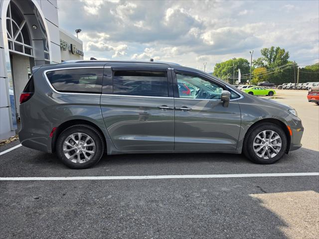 2021 Chrysler Pacifica Touring L AWD 2021 Chrysler Pacifica Touring L AWD