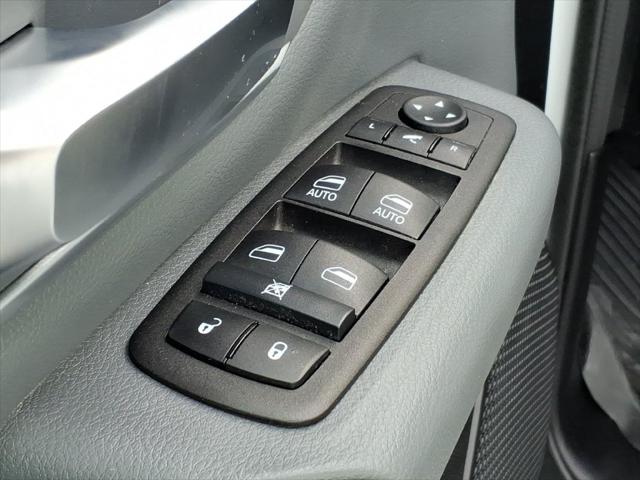 2023 Ram 1500 Big Horn Crew Cab 4x4 57 Box