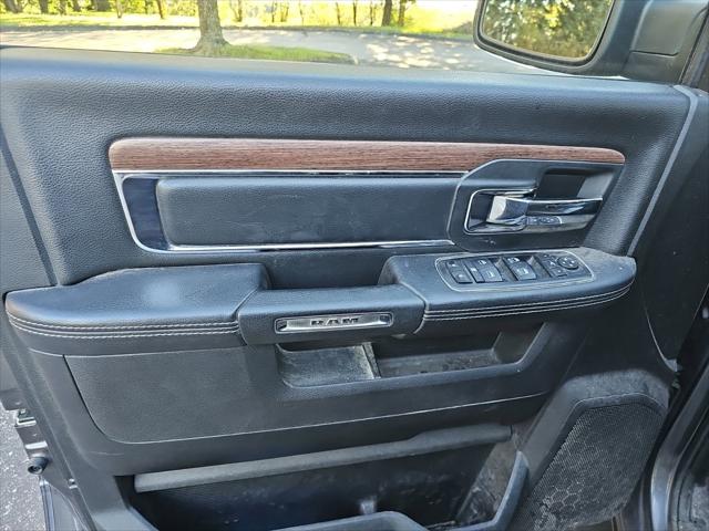 2018 Ram 1500 Laramie Crew Cab 4x4 57 Box