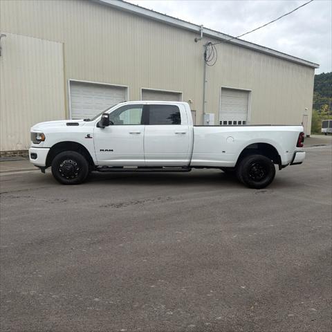 2024 RAM 3500 Big Horn Crew Cab 4x4 8 Box 2024 RAM 3500 Big Horn Crew Cab 4x4 8 Box