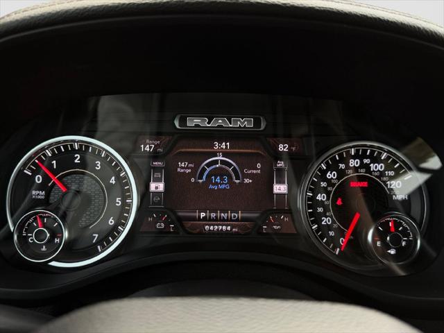 2022 RAM 1500 Laramie Crew Cab 4x4 57 Box 2022 RAM 1500 Laramie Crew Cab 4x4 57 Box
