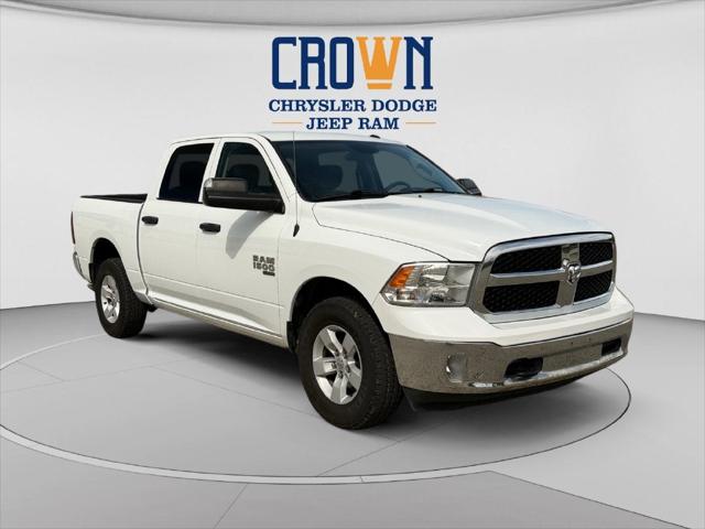 2022 RAM 1500 Classic Tradesman Crew Cab 4x4 57 Box
