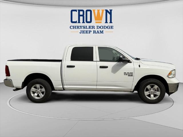 2022 RAM 1500 Classic Tradesman Crew Cab 4x4 57 Box