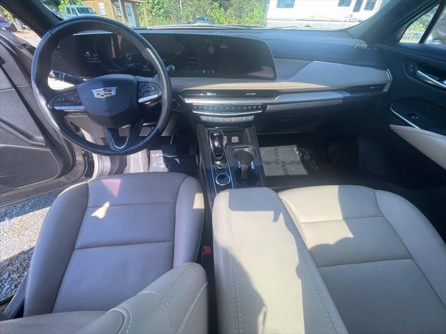 2024 Cadillac XT4 FWD Premium Luxury 2024 Cadillac XT4 FWD Premium Luxury