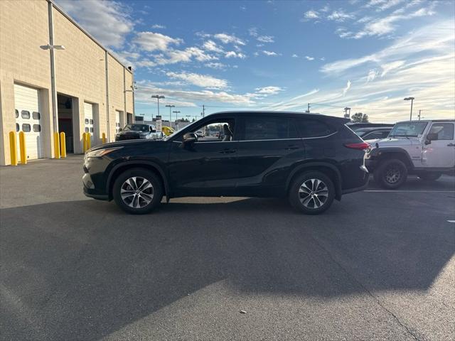 2020 Toyota Highlander XLE 2020 Toyota Highlander XLE