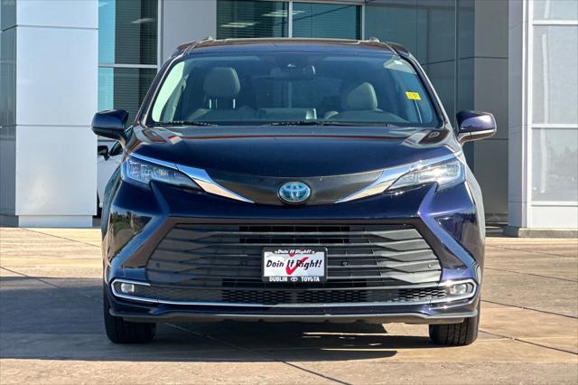 2023 Toyota Sienna XLE