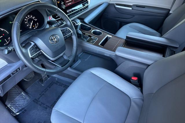 2023 Toyota Sienna XLE