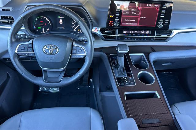 2023 Toyota Sienna XLE