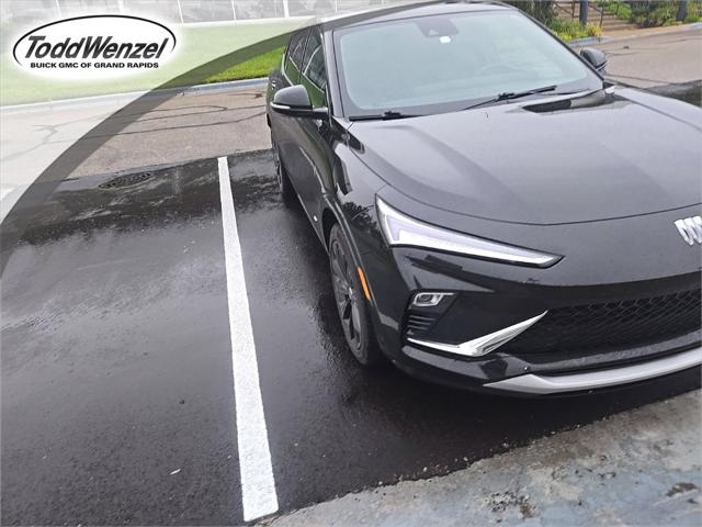 2025 Buick NV Sport Touring FWD for sale in Grand Rapids, MI