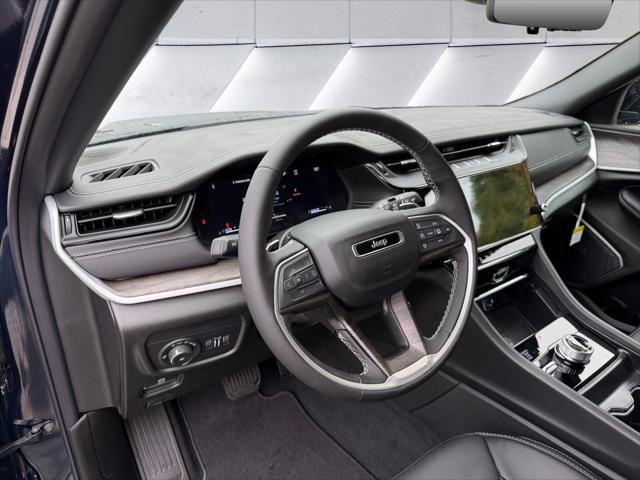 2027 Jeep Grand Cherokee Limited Reserve
