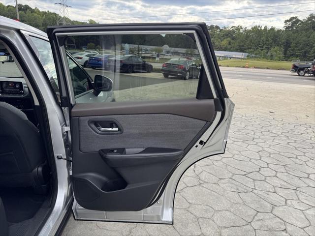 2021 Nissan Rogue SV FWD