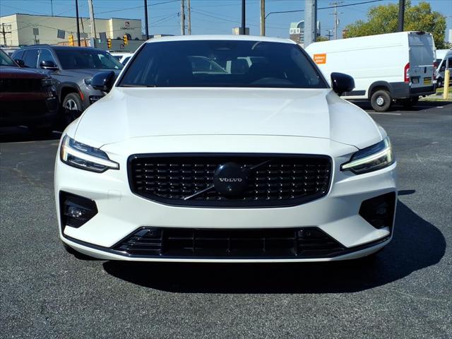 2024 Volvo S60 Plus Black Edition